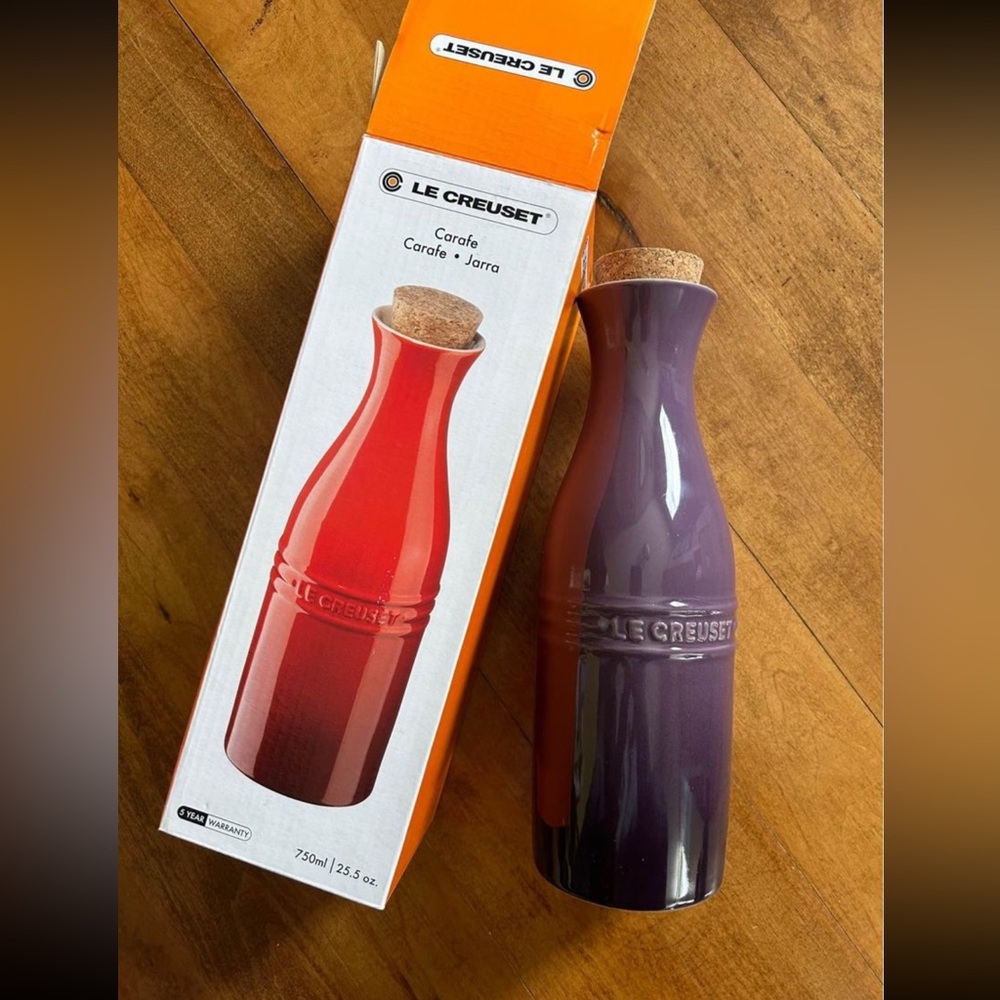Le Creuset water carafe NIB